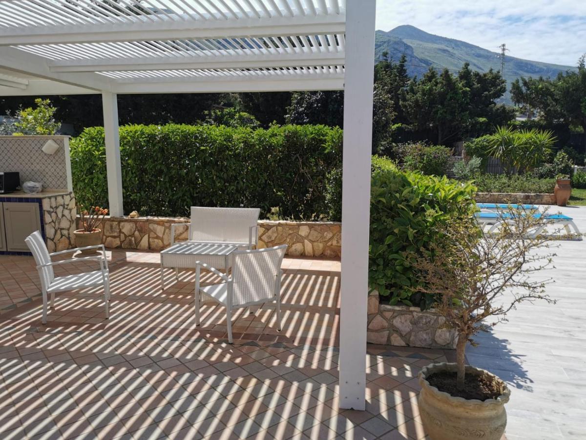 Villa Hibiscus Castellammare del Golfo Exterior photo