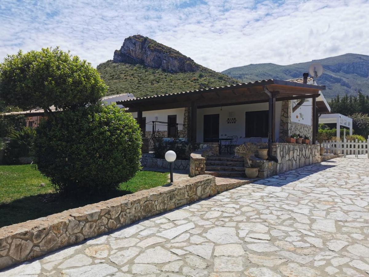 Villa Hibiscus Castellammare del Golfo Exterior photo