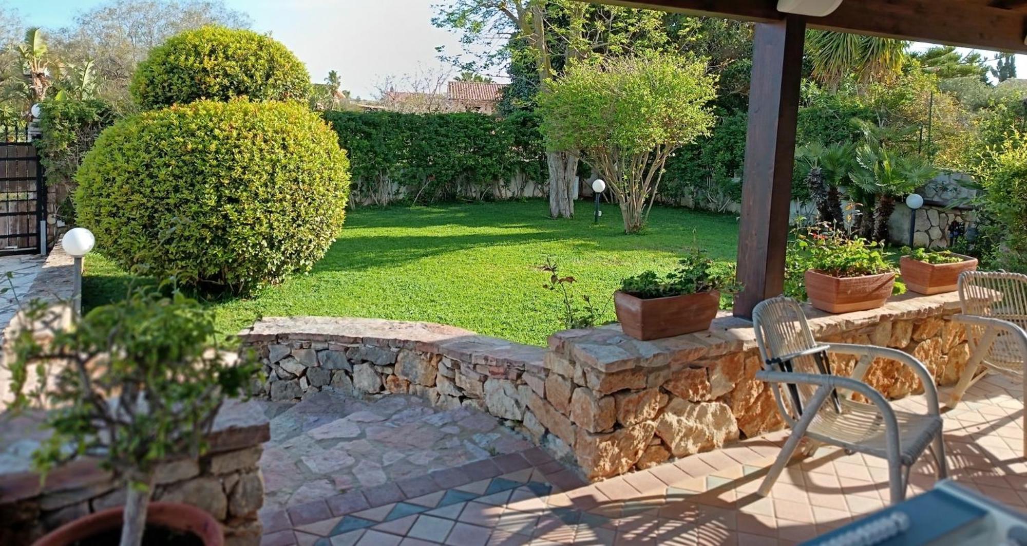Villa Hibiscus Castellammare del Golfo Exterior photo